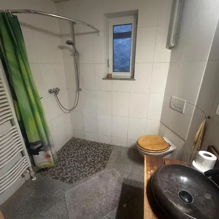 Monteurzimmer Free Wifi * Hausbreitenbach